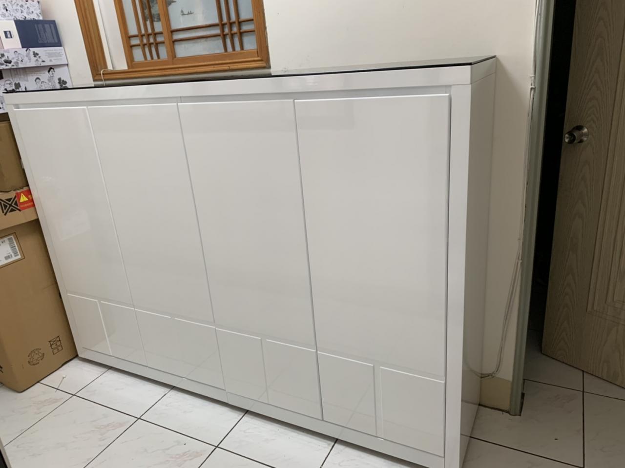 訂製亮烤白鞋櫃